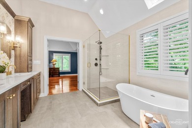 THIS ONE LEAVES A LASTING IMPRESSION! Tucked away at the very - photo 29