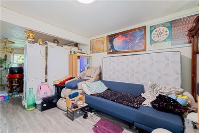 Well maintained, tenant occupied 1,275 sf, 3-bedroom, 2.5 bath - photo 10