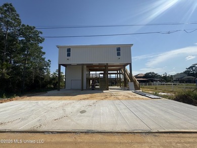 Beautiful canal-front home just minutes from downtown Bay St - photo 7