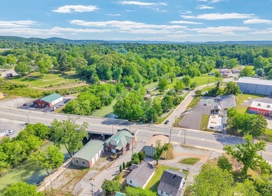 This adorable 2-bed, 1-bath home delivers big on charm and value - photo 2