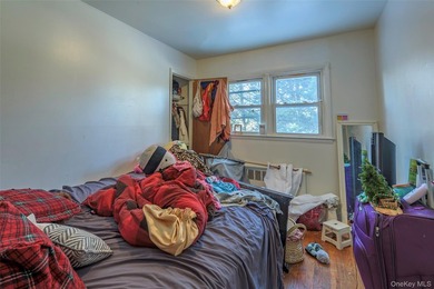 Welcome into, a spacious and versatile residence ideally located - photo 10