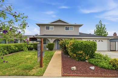 Beautifully updated Cambrian gem offering a spacious and - photo 1