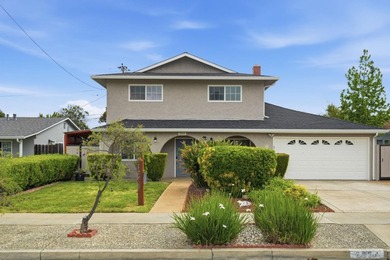 Beautifully updated Cambrian gem offering a spacious and - photo 4
