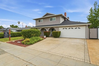Beautifully updated Cambrian gem offering a spacious and - photo 5