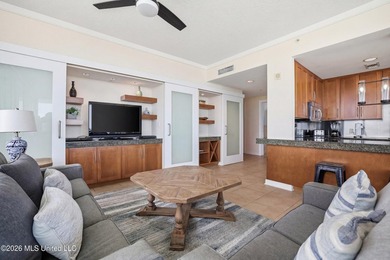 Spectacular front unit with floor to ceiling windows that allow - photo 9
