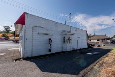 High-Exposure Commercial Property with Multiple Income Streams! - photo 27