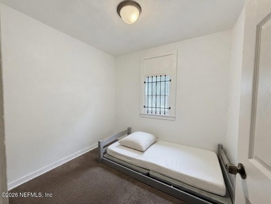 Investors, great opportunity to add to your portfolio with this - photo 8