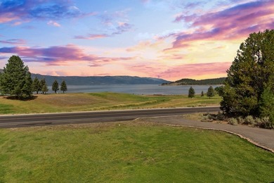 ENTERTAINERS DREAM LAKE VIEW HOME! Located in the highly sought - photo 4