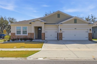 Lake Tohopekaliga Home For Sale in Kissimmee Florida