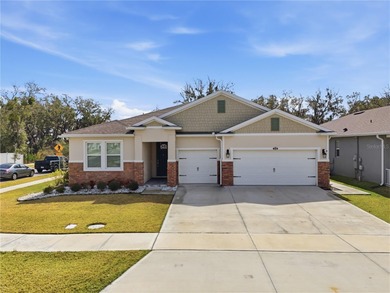 Welcome home this stunning, nearly-new showcase home built in - photo 2