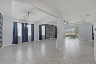Welcome home this stunning, nearly-new showcase home built in - photo 9