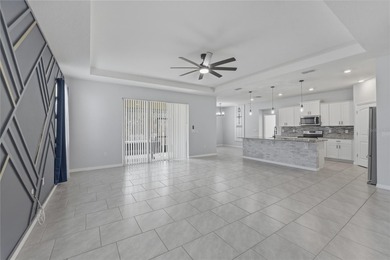 Welcome home this stunning, nearly-new showcase home built in - photo 10