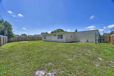 Great opportunity in the community of Green Acres, minutes from - photo 7