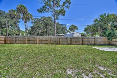 Great opportunity in the community of Green Acres, minutes from - photo 9