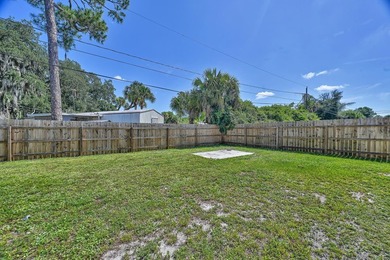 Great opportunity in the community of Green Acres, minutes from - photo 10