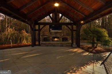 Welcome to this exceptional four-sided brick estate nestled on - photo 14