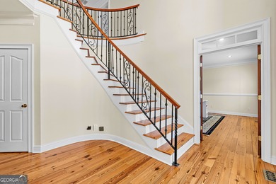 Welcome to this exceptional four-sided brick estate nestled on - photo 18