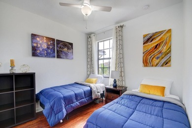 FURNISHED upscale lovely townhome located in a boutique gated - photo 26