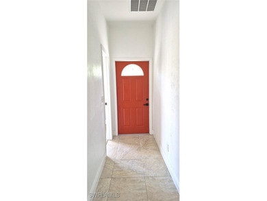 Huge price drop for quick sale. Extra large home on an Acre land - photo 3