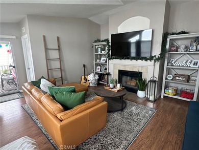 Welcome home to this beautifully maintained 2-bedroom, 2-bath - photo 5