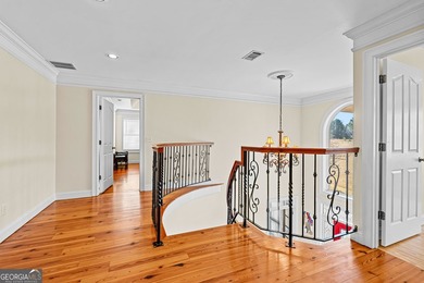 Welcome to this exceptional four-sided brick estate nestled on - photo 39
