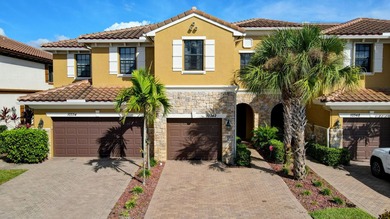 FURNISHED upscale lovely townhome located in a boutique gated - photo 41