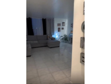 (private lake, pond, creek) Condo Sale Pending in Miami Florida