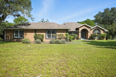 (private lake, pond, creek) Home For Sale in Deland Florida