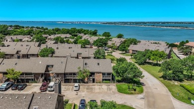 Lake Condo For Sale in Rockwall, Texas
