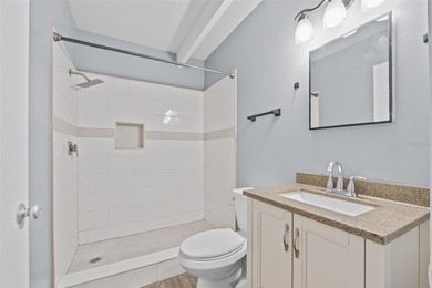 Welcome to this 1 bedroom 1 bathroom villa.  A clean and cozy - photo 13