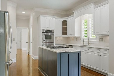 Welcome to The Crabapple Cottage, a dreamy craftsman estate - photo 29