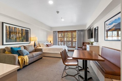 Completely remodeled condo in the Lodge at Osprey Meadows in - photo 1