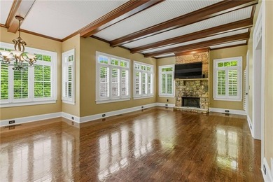 Welcome to The Crabapple Cottage, a dreamy craftsman estate - photo 33
