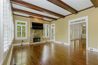 Welcome to The Crabapple Cottage, a dreamy craftsman estate - photo 34