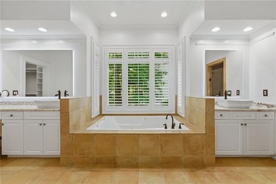 Welcome to The Crabapple Cottage, a dreamy craftsman estate - photo 36