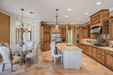 EXQUISITE and professionally decorated, this exceptional Arthur - photo 42