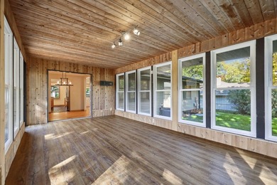 Beautiful 4 Bedroom, 3 Bathroom home located in the heart of - photo 14