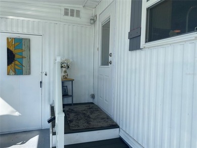 Welcome to Paradise!! Harbor Cove is a premier 55+ WATERFRONT - photo 5