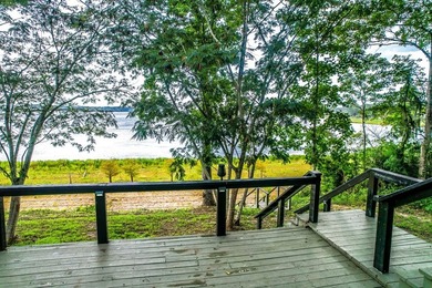 Wake up to breathtaking waterfront views and experience the best - photo 16
