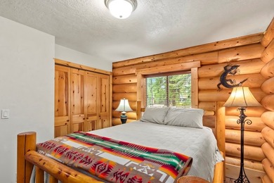 WELL MAINTAINED LOG HOME CLOSE TO LAKE! Two forested lots - photo 25