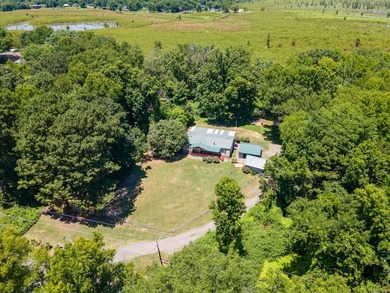 Enjoy lakefront living with this 3 bedroom, 2 bath home, sitting - photo 28