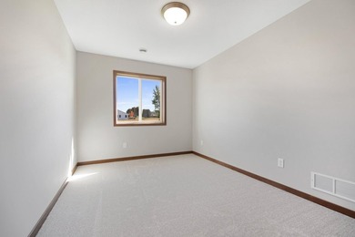 301 Gateway Parkway - photo 28