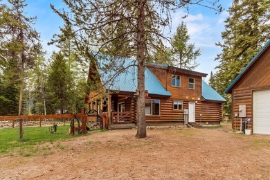 WELL MAINTAINED LOG HOME CLOSE TO LAKE! Two forested lots - photo 29