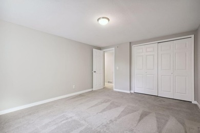 Beautiful 4 Bedroom, 3 Bathroom home located in the heart of - photo 39