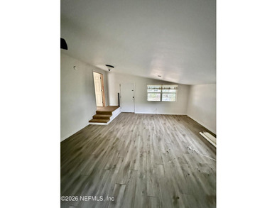 Unlock the potential in this 2 bedroom, 2 bath with a flex room - photo 10