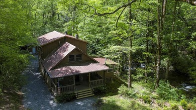 Beautifully kept 2 bed/ 2 1/2 bath mountain home oasis with an - photo 1