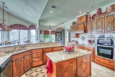 PRICE REDUCED! Stunning...Simply Stunning is the only way to - photo 11