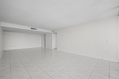 2 bedroom 2 bath condo with views of the Atlantic Ocean - photo 11