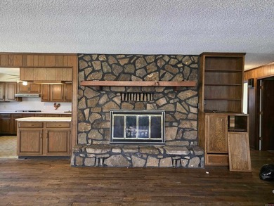 Opportunity awaits in the desirable Twin Lakes Golf Course - photo 12