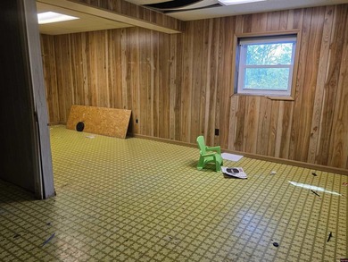 Opportunity awaits in the desirable Twin Lakes Golf Course - photo 15